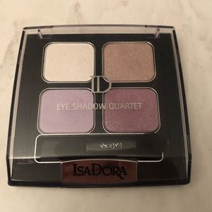 Isadora amythyst crystal eye palette